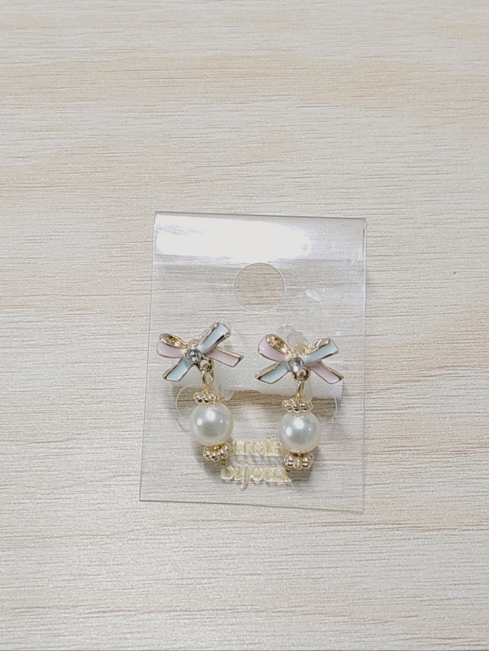 [NEW] Bow & Pearl Drop Clip-on Earrings Pastel Pink and Mint